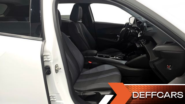 Peugeot 2008 1.5 BlueHDi Allure купить на сайте DeffCars