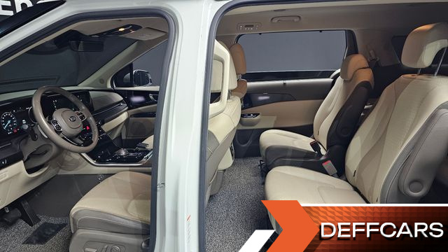 Kia CARNIVAL 9-Seater Signature купить на сайте DeffCars