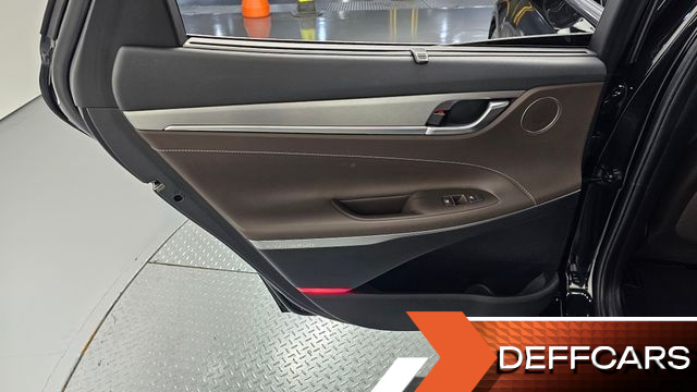 Hyundai GRANDEUR 2.4 Exclusive Special купить на сайте DeffCars