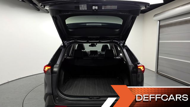 Toyota RAV4 2,5 4WD Hybrid LTD купить на сайте DeffCars