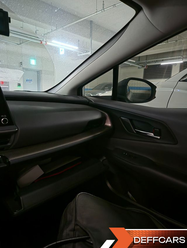 Toyota PRIUS 2.0 XLE купить на сайте DeffCars