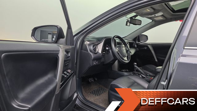 Toyota RAV4 2.5 4WD Hybrid 4th купить на сайте DeffCars