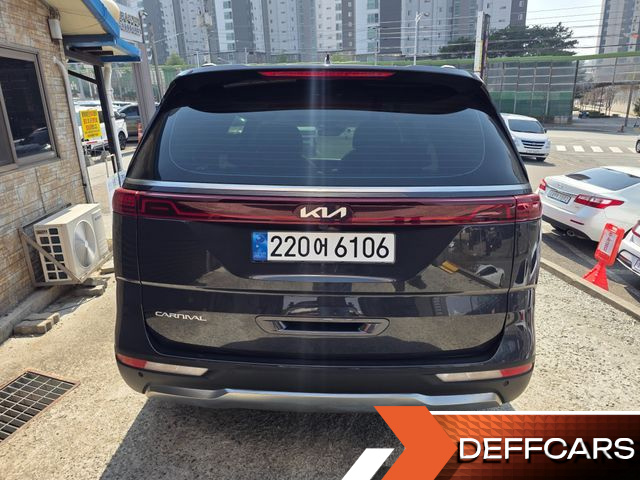 Kia CARNIVAL 7-Seater Signature купить на сайте DeffCars