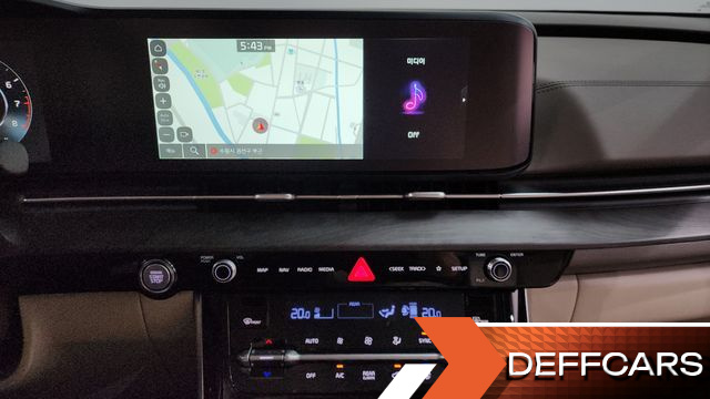 Kia CARNIVAL Gasoline 7-Seater Signature купить на сайте DeffCars