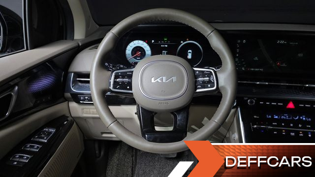 Kia CARNIVAL 9-Seater Hi-Limousine Signature купить на сайте DeffCars