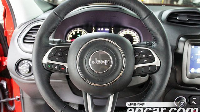 Jeep RENEGADE 2.4 Longitude купить на сайте DeffCars
