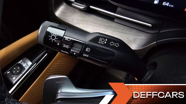 Kia CARNIVAL 9-Seater Noblesse купить на сайте DeffCars