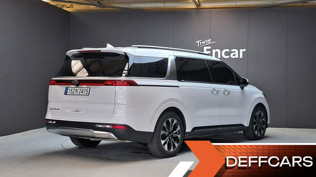 Kia CARNIVAL 9-Seater Signature купить на сайте DeffCars