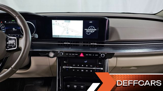 Kia CARNIVAL 9-Seater Hi-Limousine Signature купить на сайте DeffCars