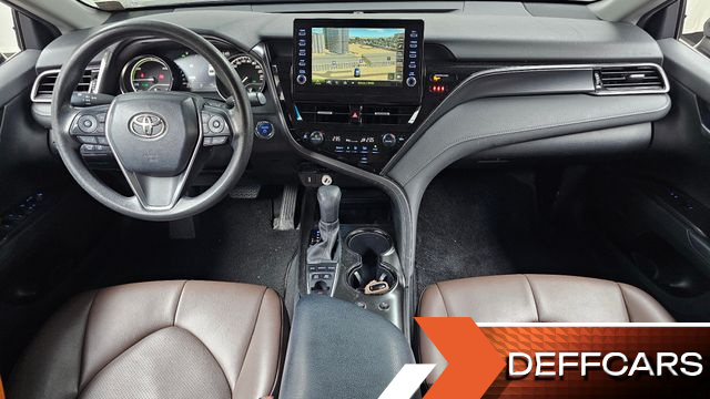 Toyota CAMRY 2.5 LE Hybrid купить на сайте DeffCars