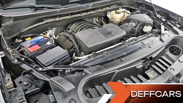 Cadillac ESCALADE 6.2 Premium Luxury Platinum купить на сайте DeffCars