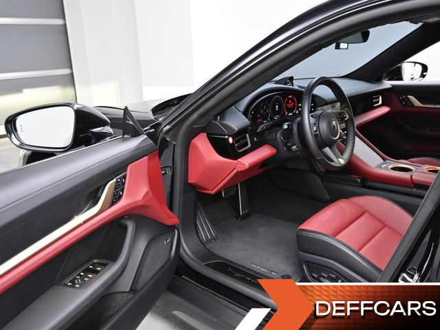 Porsche TAYCAN Turbo купить на сайте DeffCars