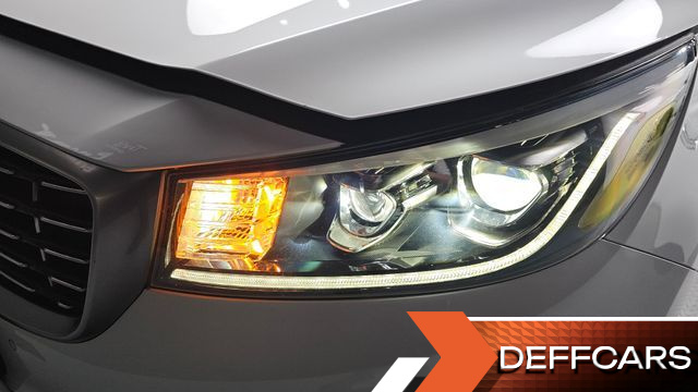 Kia CARNIVAL 9-Seater Noblesse купить на сайте DeffCars