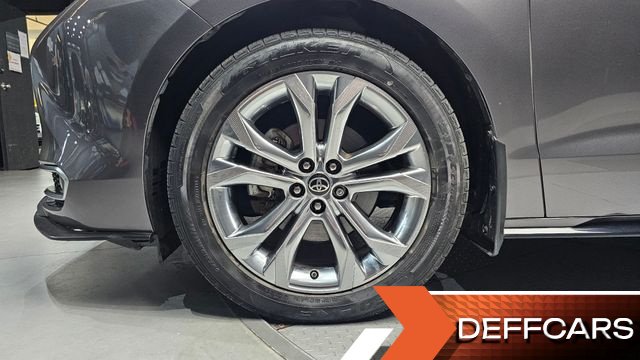 Toyota SIENNA 2.5 Hybrid 2WD купить на сайте DeffCars