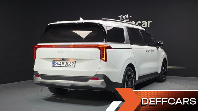 Kia CARNIVAL 9-Seater Prestige купить на сайте DeffCars