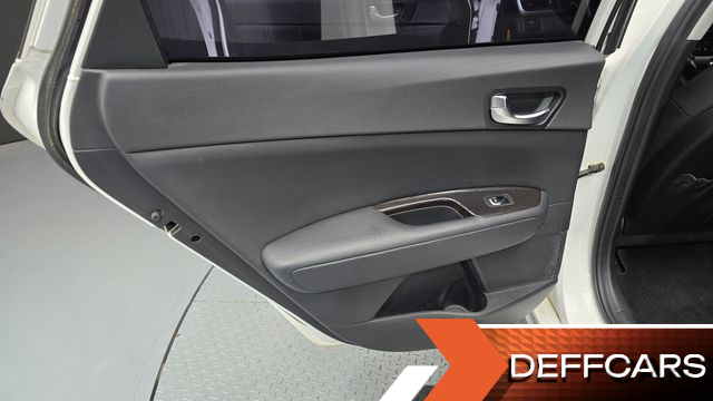 Kia K5 2.0 MX Prestige купить на сайте DeffCars