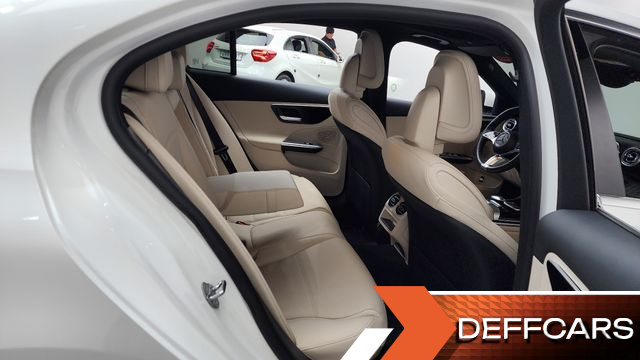 Mercedes C-CLASS C300 4MATIC Avantgarde купить на сайте DeffCars