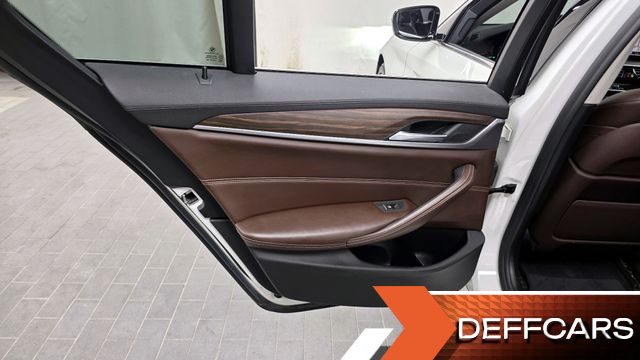 BMW 5-SERIES 520d xDrive Luxury Plus купить на сайте DeffCars