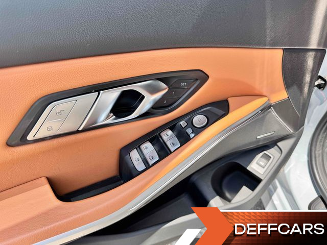 BMW 3-SERIES 320i M Sport купить на сайте DeffCars