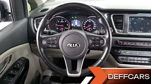 Kia CARNIVAL 9-Seater Noblesse Special купить на сайте DeffCars