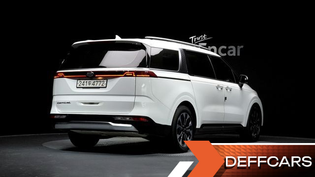 Kia CARNIVAL 9-Seater Signature купить на сайте DeffCars