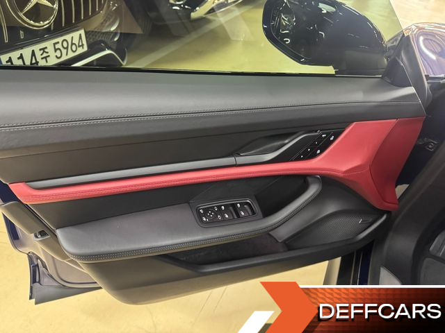 Porsche TAYCAN 4S купить на сайте DeffCars