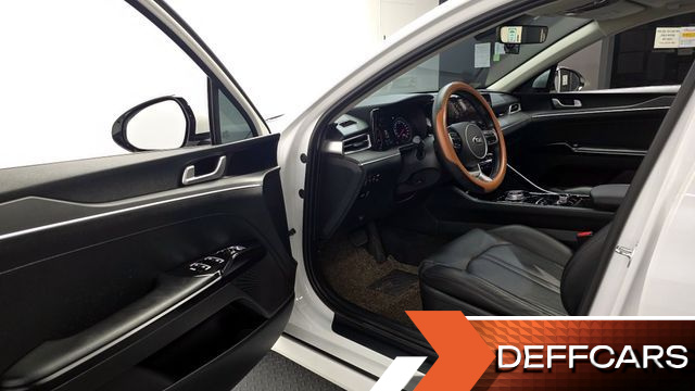 Kia K5 2.0 LPI Prestige купить на сайте DeffCars