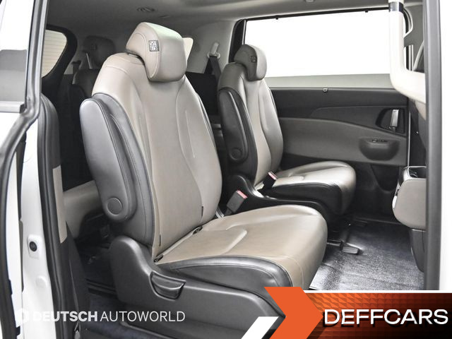Kia CARNIVAL HEV 9seater Nobless купить на сайте DeffCars