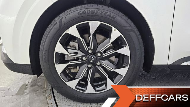 Kia CARNIVAL 9-Seater Noblesse купить на сайте DeffCars