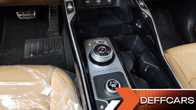 Kia SORENTO HEV 1.6 2WD Noblesse купить на сайте DeffCars
