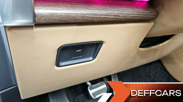 Land Rover RANGE ROVER P530 Autobiography купить на сайте DeffCars