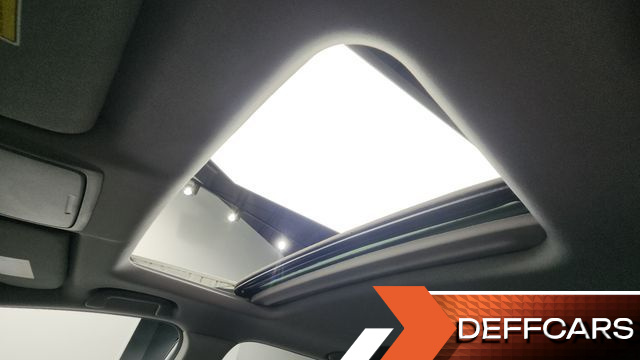 Honda CR-V 2.0 Hybrid Touring 4WD купить на сайте DeffCars