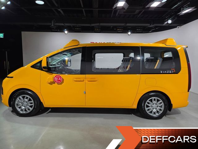 Hyundai STARIA L3.5  Kinder Safety Car 11-Seater купить на сайте DeffCars