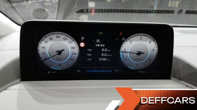 Hyundai STARIA 4WD Lounge 9-Seater Inspiration купить на сайте DeffCars