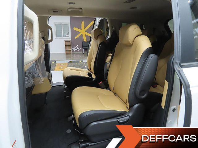 Kia CARNIVAL 9-Seater Prestige купить на сайте DeffCars