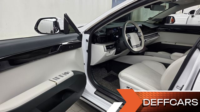 Hyundai GRANDEUR 2,5 Gasoline 2WD Calligraphy купить на сайте DeffCars