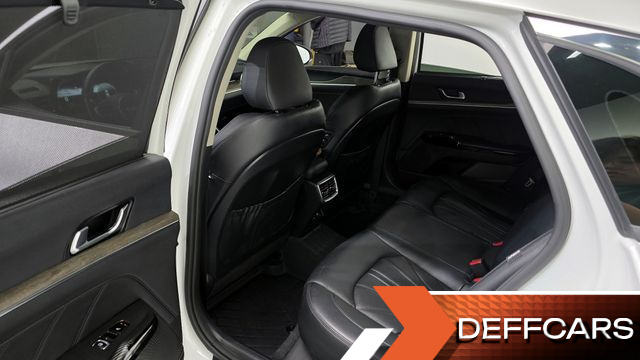 Kia K5 2.0 LPI Signature купить на сайте DeffCars