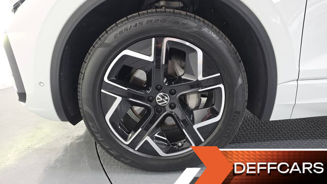 Volkswagen TOUAREG 3.0 TDI Prestige купить на сайте DeffCars