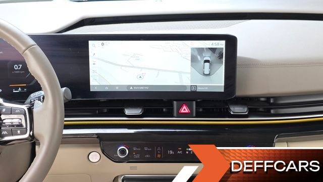 Kia CARNIVAL 7-Seater Signature купить на сайте DeffCars