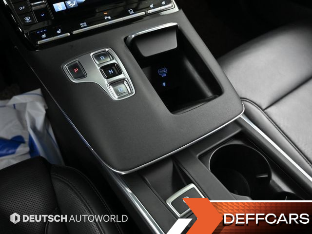 Hyundai GRANDEUR 3.0 LPi Premium Choice купить на сайте DeffCars
