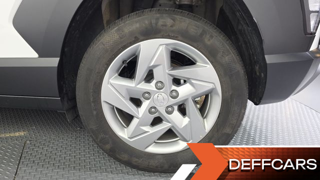 Hyundai KONA Premium купить на сайте DeffCars