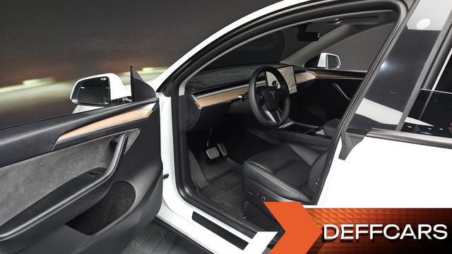 Tesla MODEL Y RWD купить на сайте DeffCars