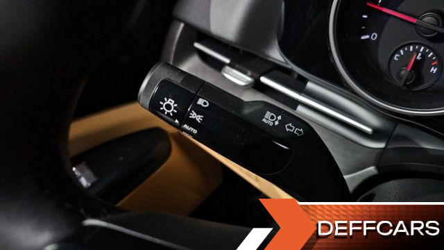Kia CARNIVAL 9-Seater Prestige купить на сайте DeffCars