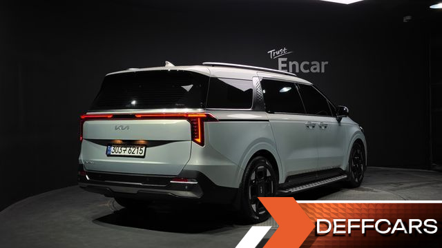 Kia CARNIVAL Gasoline 9-Seater Signature купить на сайте DeffCars