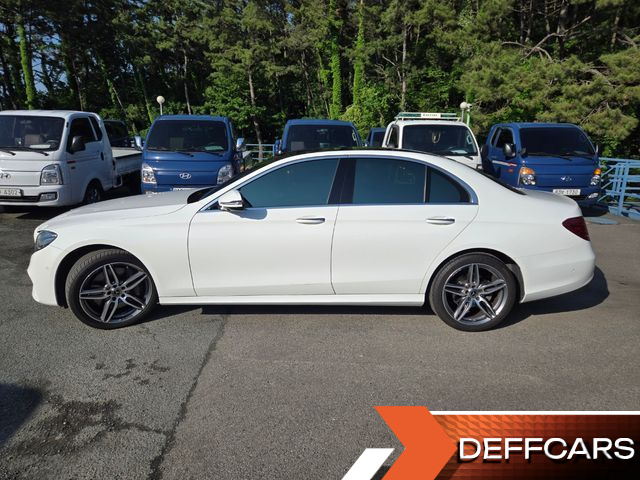 Mercedes E-CLASS E300 4MATIC AMG Line купить на сайте DeffCars