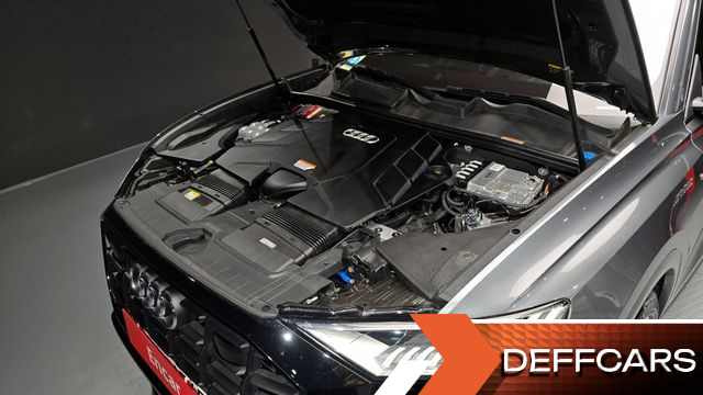 Audi Q8 55 TFSI Quattro Premium купить на сайте DeffCars