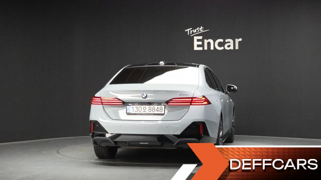 BMW 5-SERIES 520i M Sport купить на сайте DeffCars
