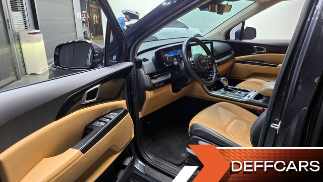 Kia CARNIVAL 9-Seater Prestige купить на сайте DeffCars