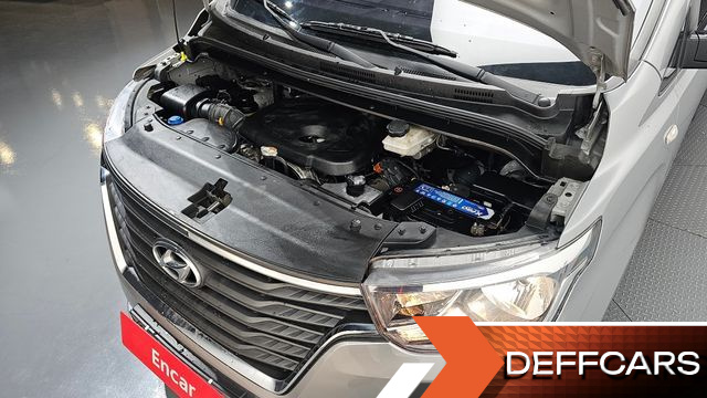 Hyundai STAREX Van 5-Seater Smart купить на сайте DeffCars