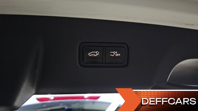 Kia CARNIVAL 9-Seater Noblesse купить на сайте DeffCars